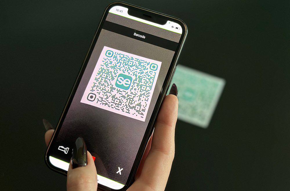 Smart Engines scientists accelerated payment QR code recognition to 42 milliseconds